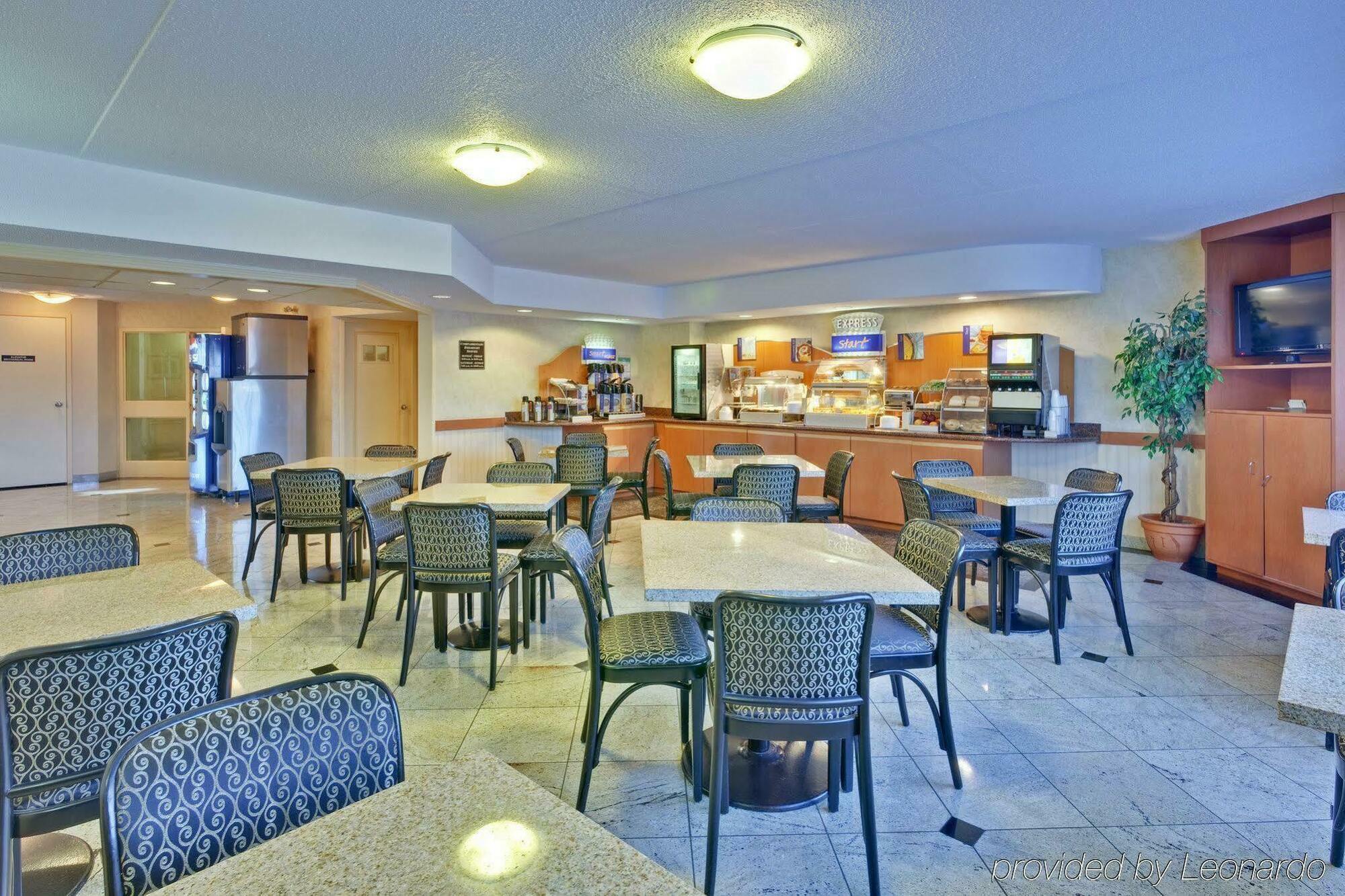 Quality Inn & Suites Mississauga Restaurace fotografie